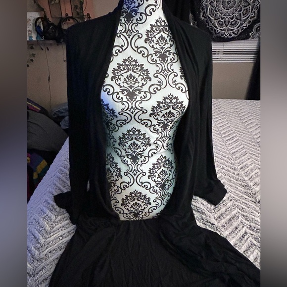 SAVAGE x FENTY // black lace racer back cut out long silky robe - Picture 4 of 7
